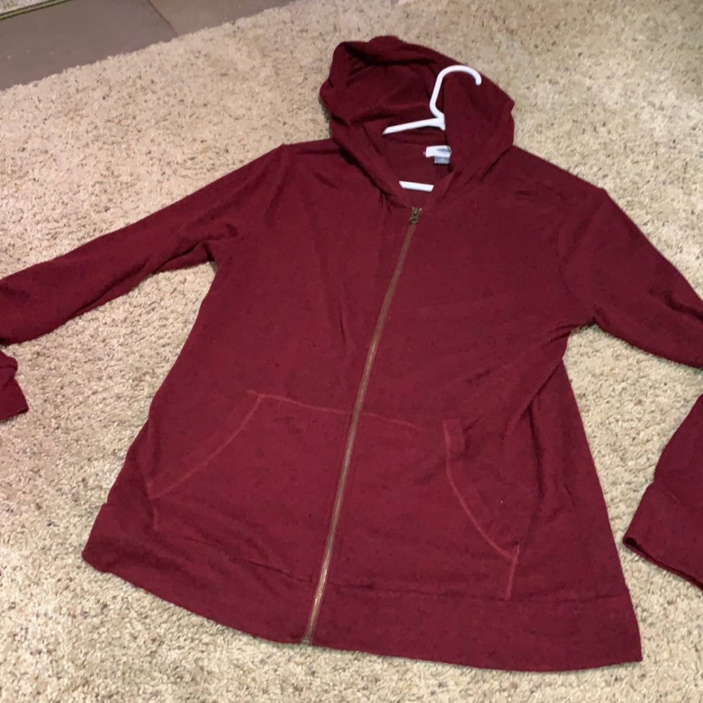 Heather maroon Old Navy hoodie